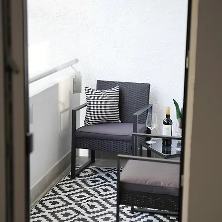 아파트 Modernes Design-apartment - Nahe - Parking - Self-check-in